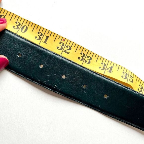 Vintage 1980s Green Leather Belt with Geometric Gold Buckle - Liz Claiborne - Picture 5 of 8